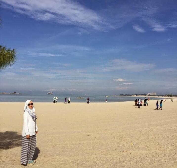Melaka Beach Villa Kelebang Besar Экстерьер фото